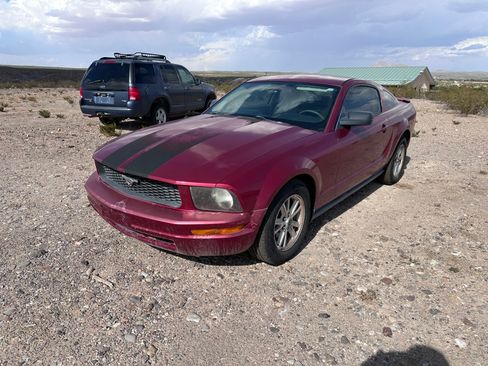 Used 2007 Ford Mustang Premium RWD image 13