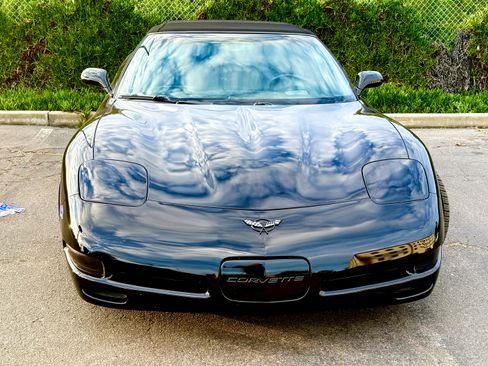 Used 2002 Chevrolet Corvette Convertible w/ Preferred Equipment Group2 RWD image 13