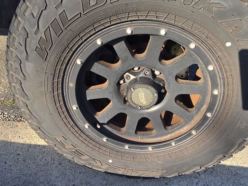 Used 2005 Chevrolet Silverado 1500 LS image 9