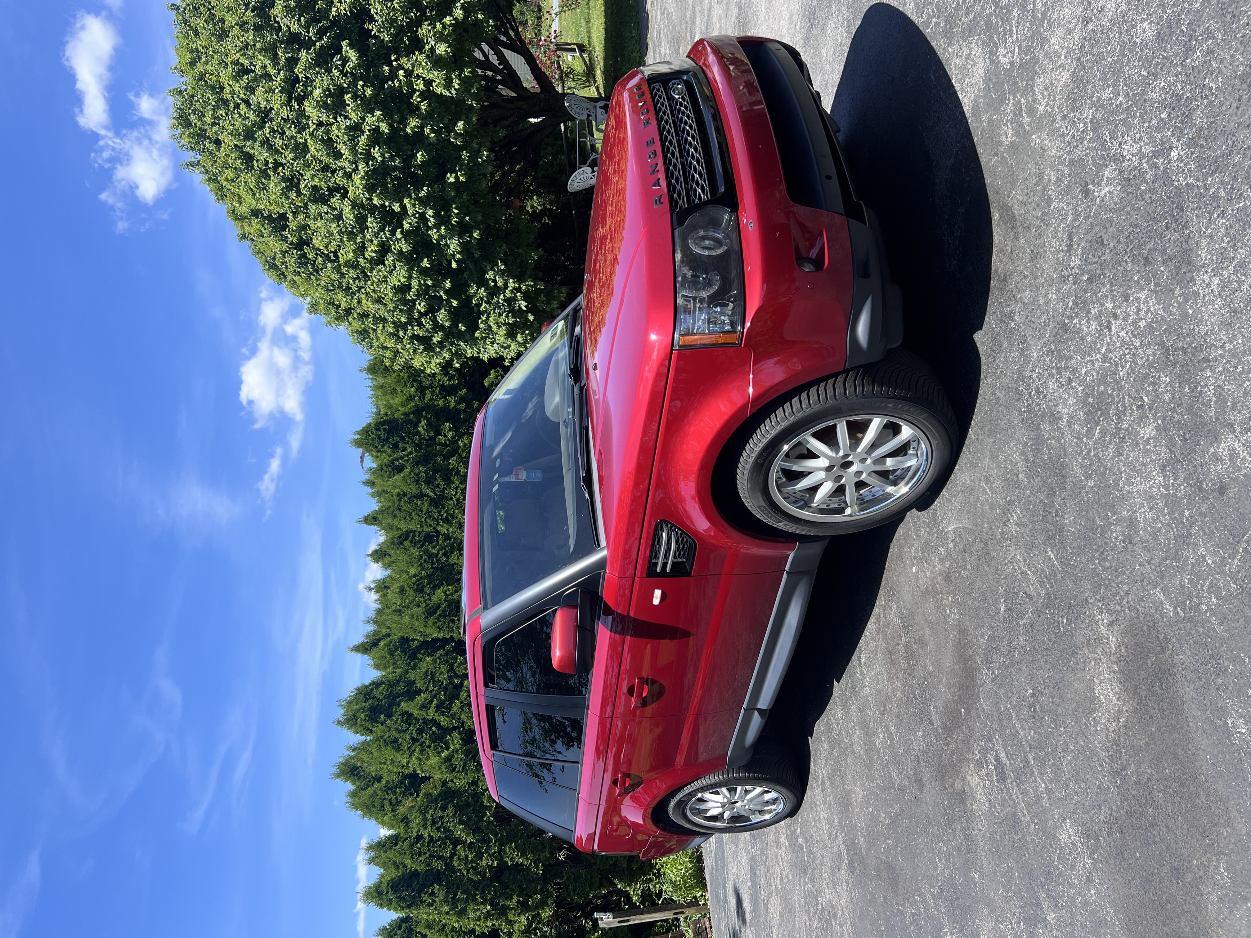 Used 2013 Land Rover Range Rover Sport HSE LUX AWD/4WD image 1