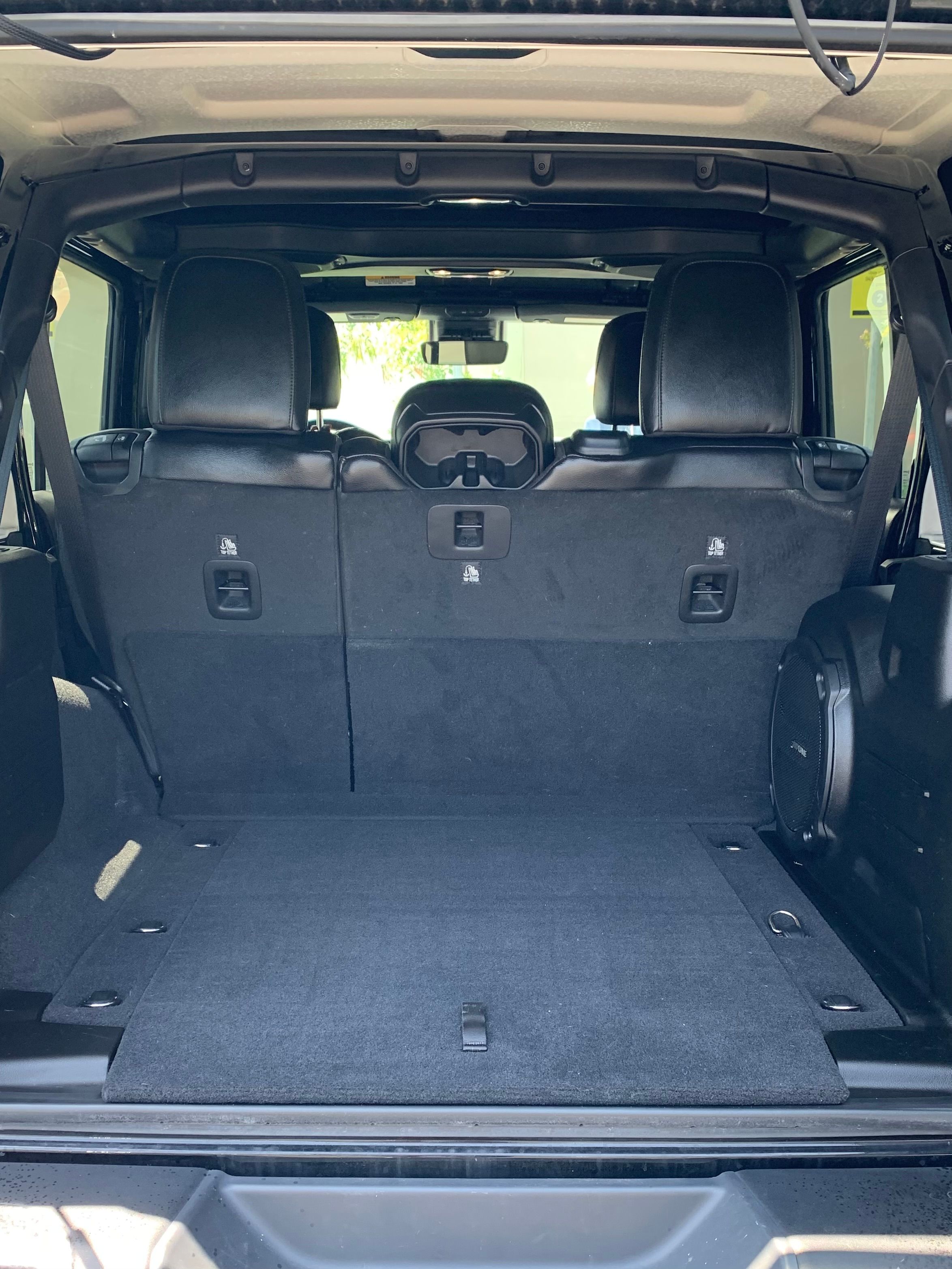 Used 2019 Jeep Wrangler Unlimited Rubicon AWD/4WD image 10