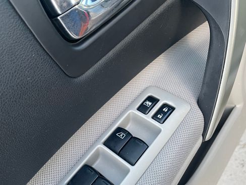 Used 2014 Nissan Rogue S w/ Convenience Package image 12