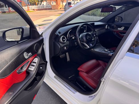 Used 2017 Mercedes-Benz C 300 Sedan image 14