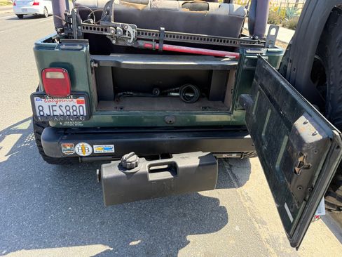 Used 2001 Jeep Wrangler Sport image 8