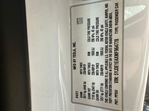 Used 2021 Tesla Model 3 Standard Range Plus RWD image 19