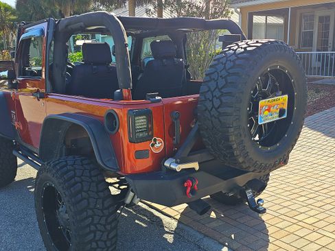 Used 2009 Jeep Wrangler X image 11