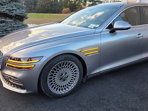 Used 2022 Genesis G80 2.5T w/ Prestige Package image 10