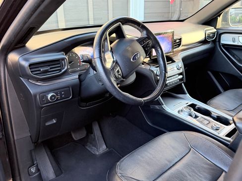 Used 2020 Ford Explorer Limited AWD/4WD image 18