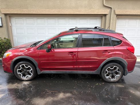 Used 2014 Subaru Crosstrek 2.0i Premium w/ Popular Package #1 AWD/4WD image 1