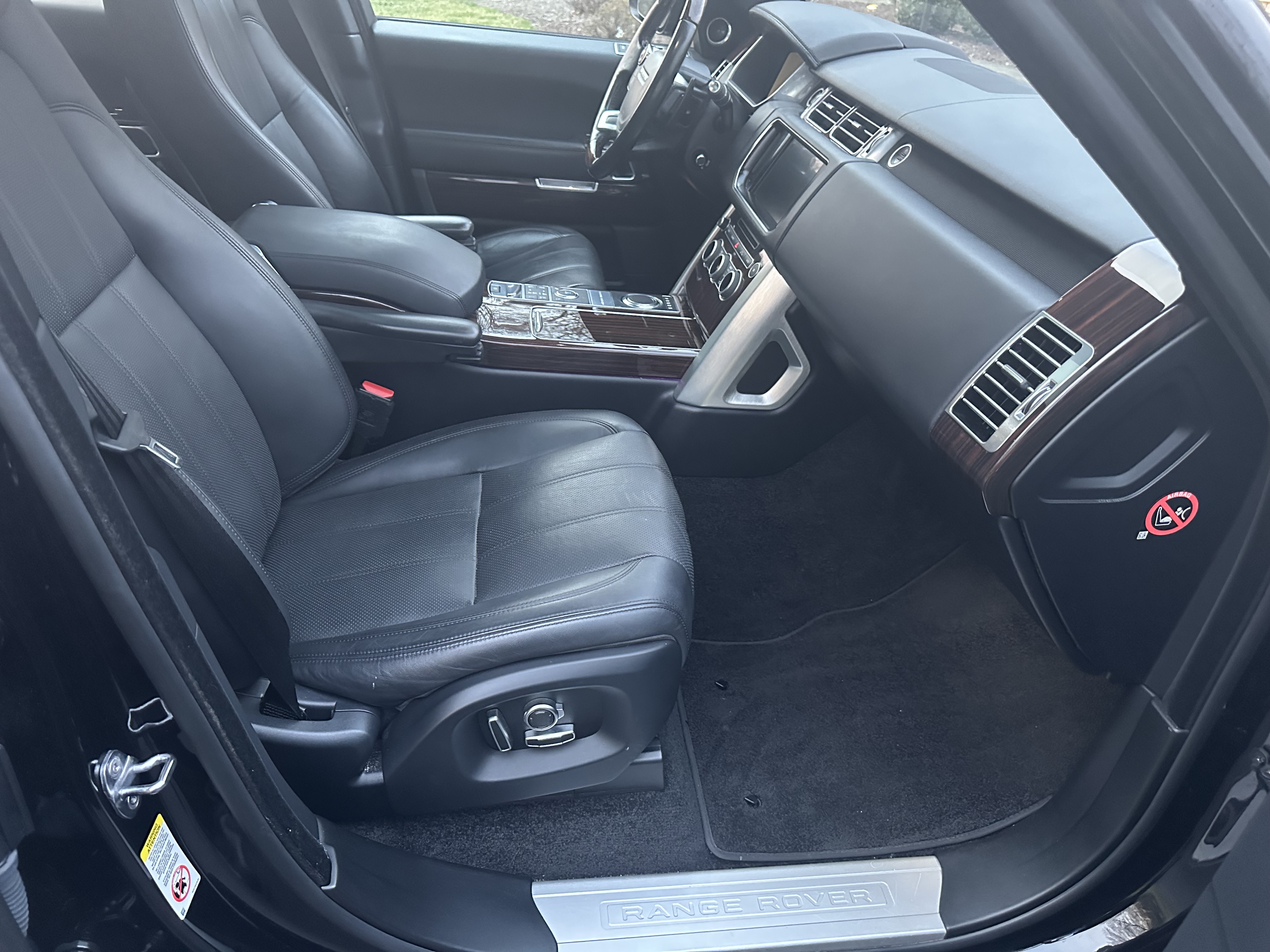 Used 2016 Land Rover Range Rover HSE AWD/4WD image 12