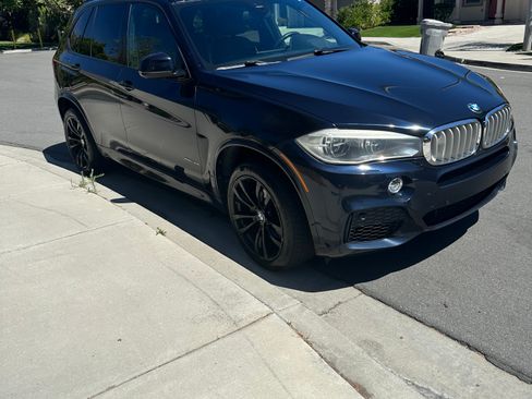 Used 2016 BMW X5 xDrive50i AWD/4WD image 1