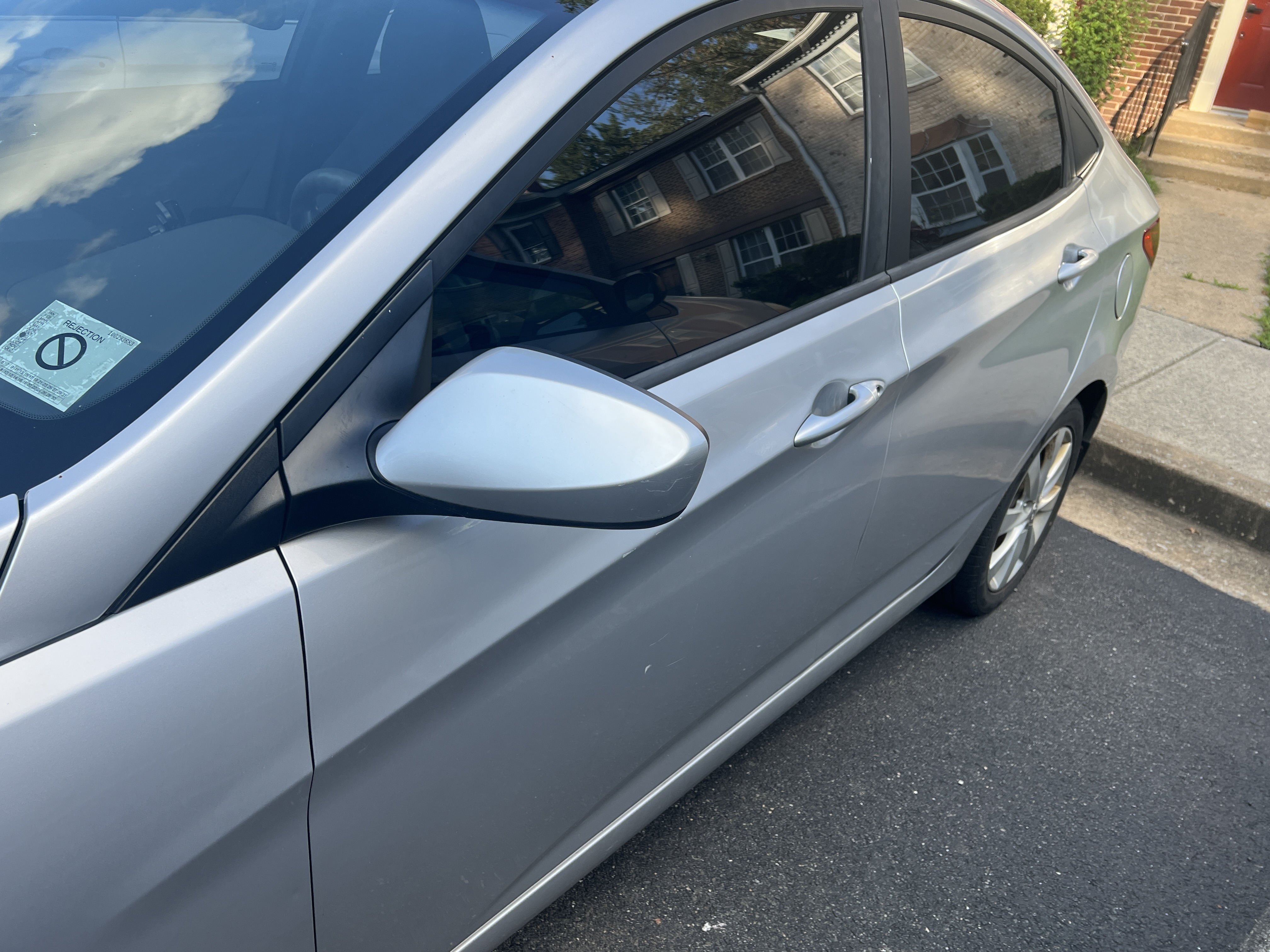 Used 2012 Hyundai Accent GLS w/ Premium Pkg 3 FWD image 14
