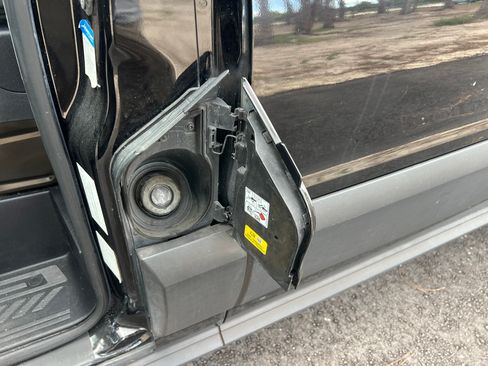 Used 2021 Ford Transit 350 XLT image 24