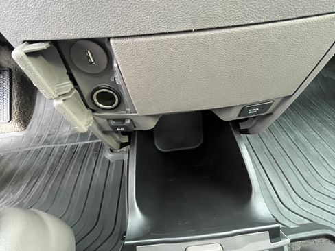 Used 2014 Honda Odyssey EX-L image 30