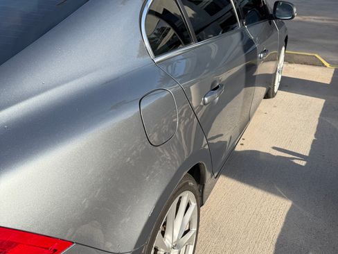 Used 2017 Volvo S60 T5 Inscription image 11