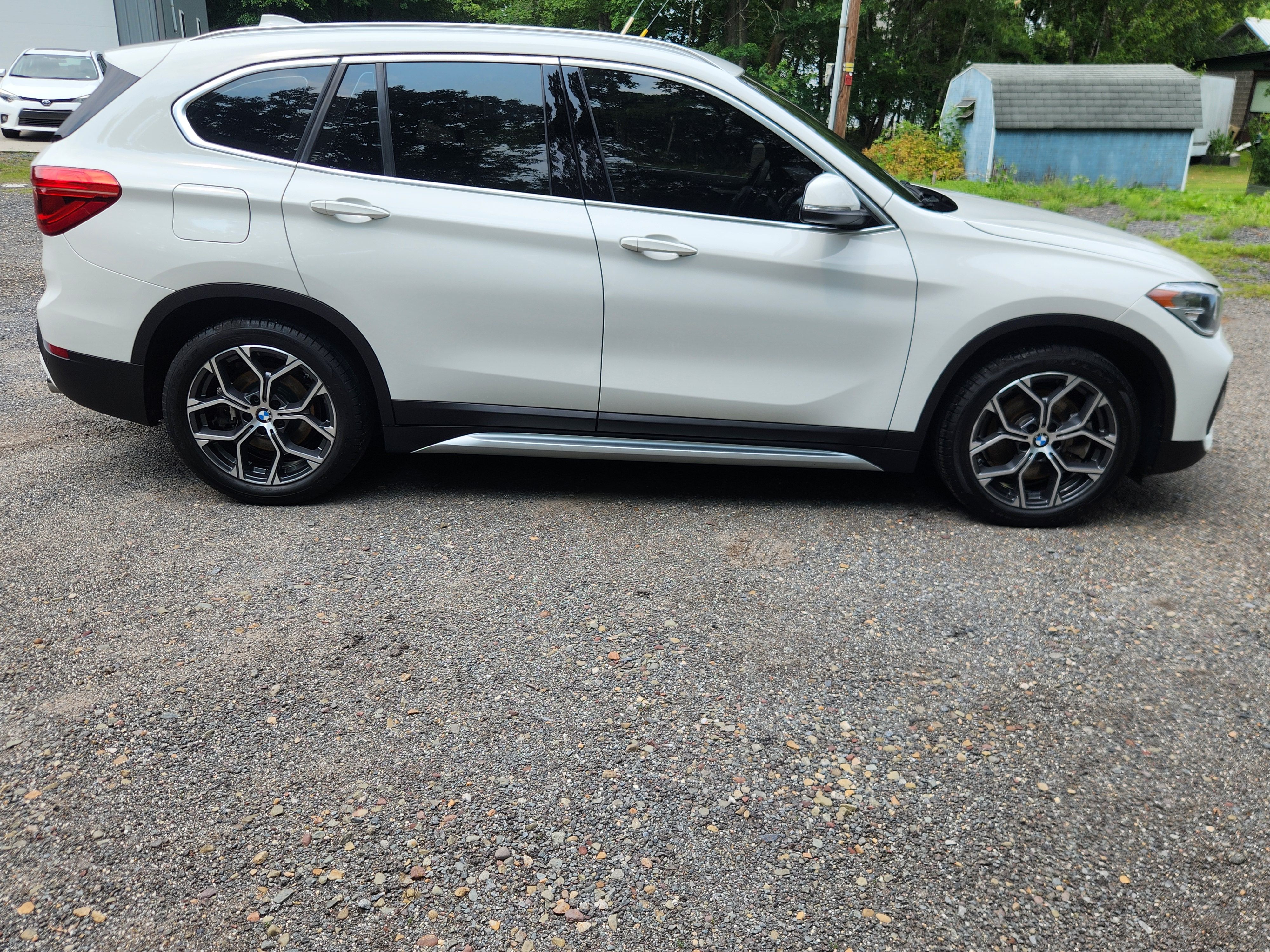 Used 2021 BMW X1 xDrive28i w/ Convenience Package AWD/4WD image 9