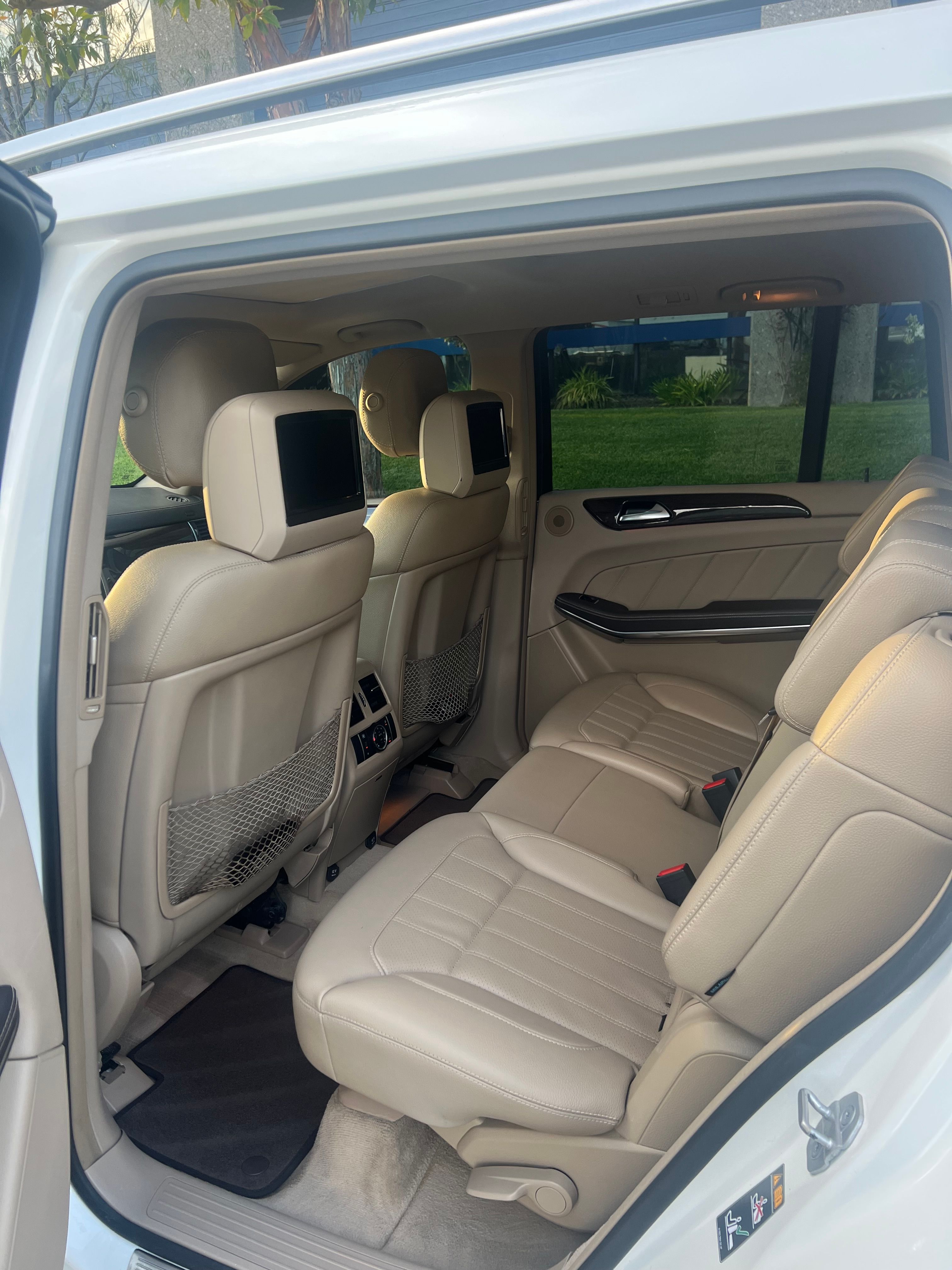 Used 2013 Mercedes-Benz GL 320 BlueTEC 4MATIC image 9