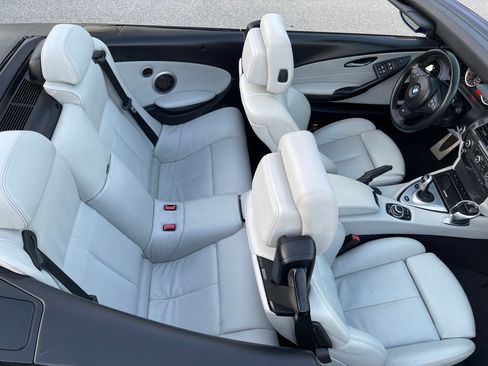 Used 2010 BMW M6 Convertible image 20