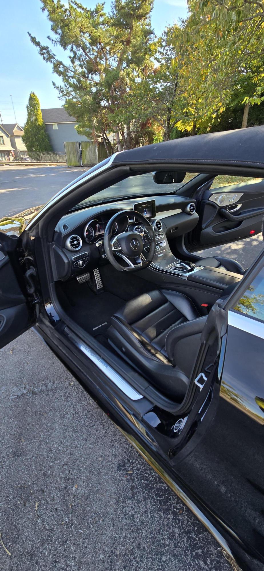 Used 2018 Mercedes-Benz C 300 4MATIC Cabriolet image 11