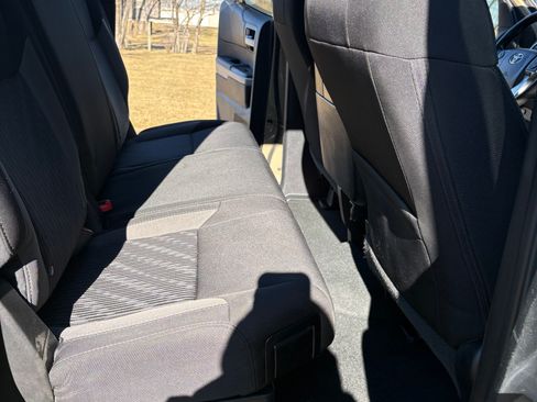 Used 2017 Toyota Tundra SR5 image 11