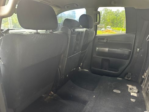 Used 2012 Toyota Tundra 4x4 Double Cab w/ Tow Pkg image 6