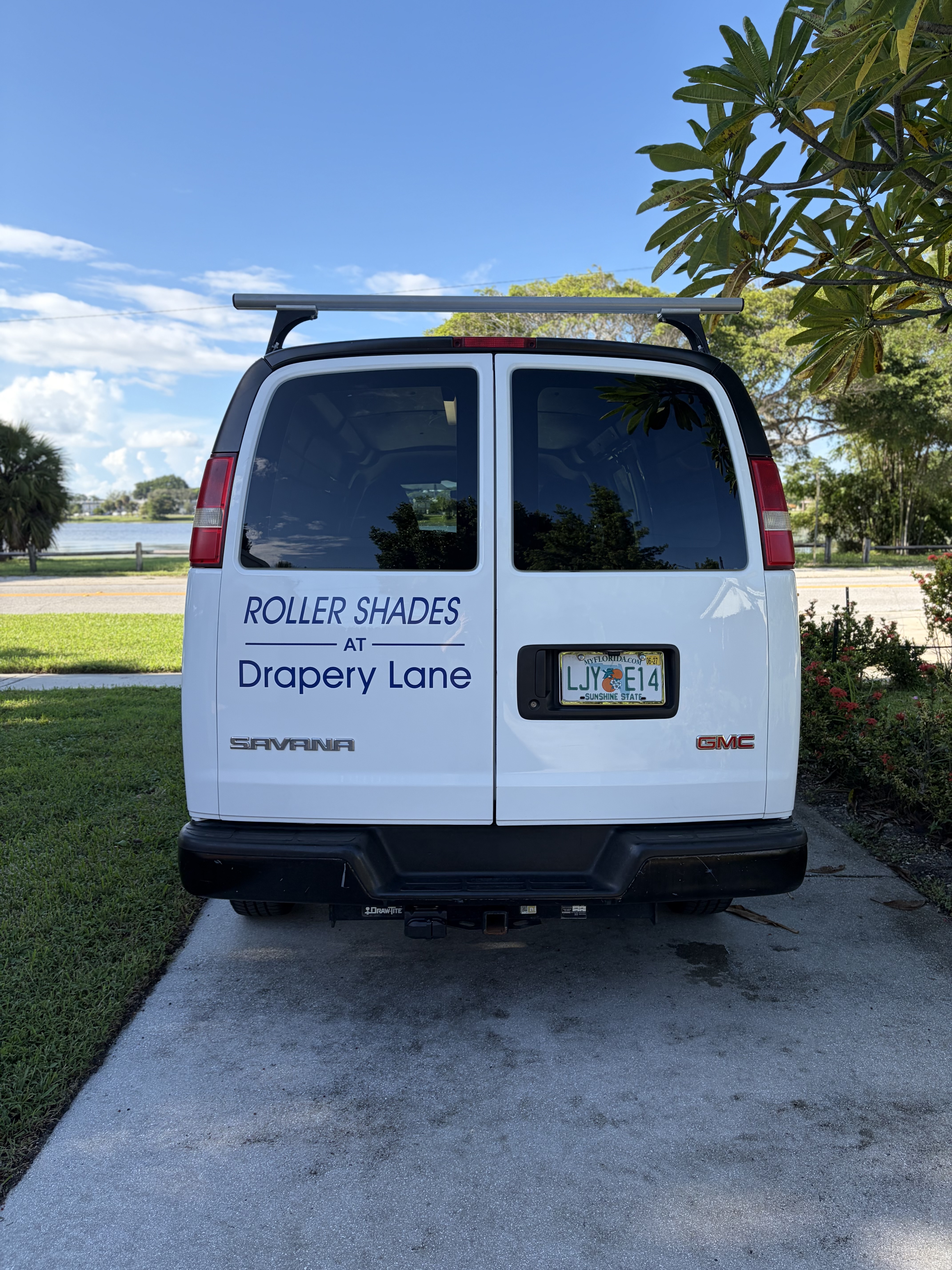 Used 2013 GMC Savana 2500 RWD image 2