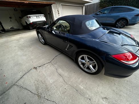 Used 2011 Porsche Boxster image 6