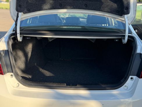 Used 2017 Honda Accord Sport image 13
