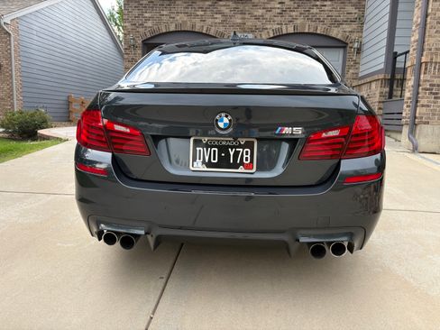 Used 2015 BMW M5 RWD image 10