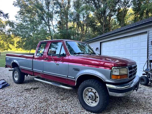 Used 1997 Ford F250 4x4 SuperCab Heavy Duty image 2