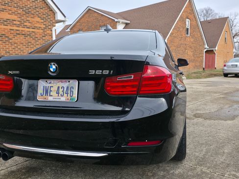 Used 2013 BMW 328i xDrive Sedan image 9