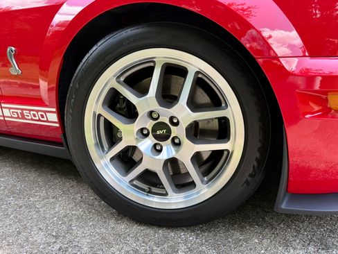 Used 2007 Ford Mustang Shelby GT500 RWD image 14