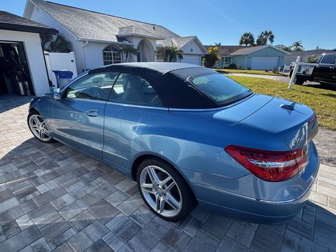 Used 2011 Mercedes-Benz E 350 Cabriolet image 6