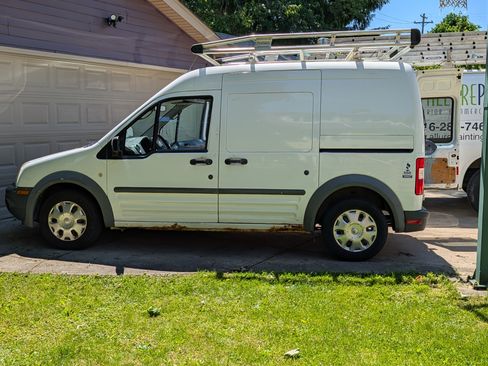 Used 2013 Ford Transit Connect XL FWD image 5