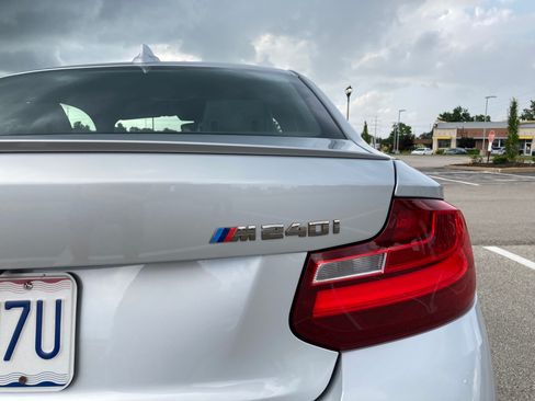 Used 2017 BMW M240i xDrive Coupe AWD/4WD image 6