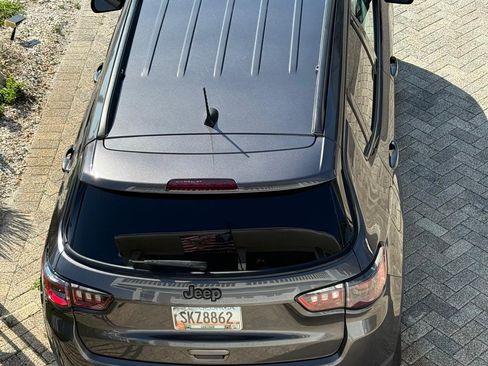 Used 2021 Jeep Compass Latitude image 11