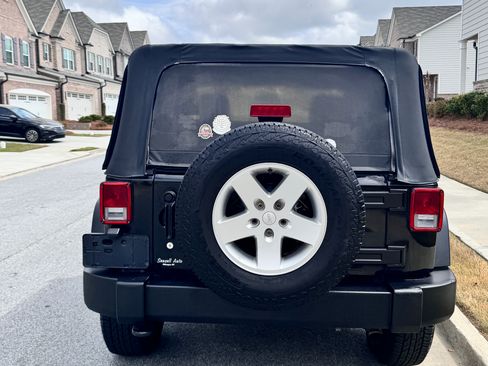 Used 2011 Jeep Wrangler Sport image 15