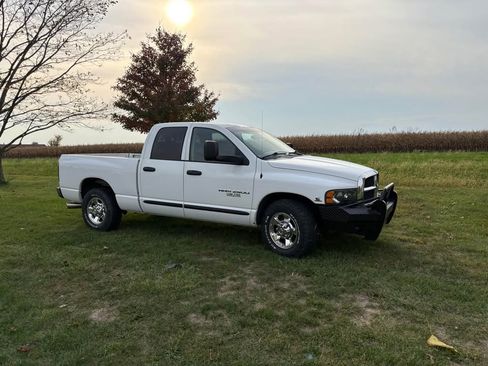 Used 2005 Dodge Ram 2500 Truck SLT image 1