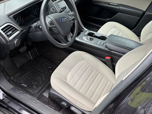 Used 2019 Ford Fusion S FWD image 6