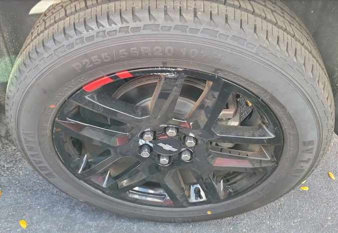 Used 2019 Chevrolet Traverse Premier w/ Redline Edition FWD image 17