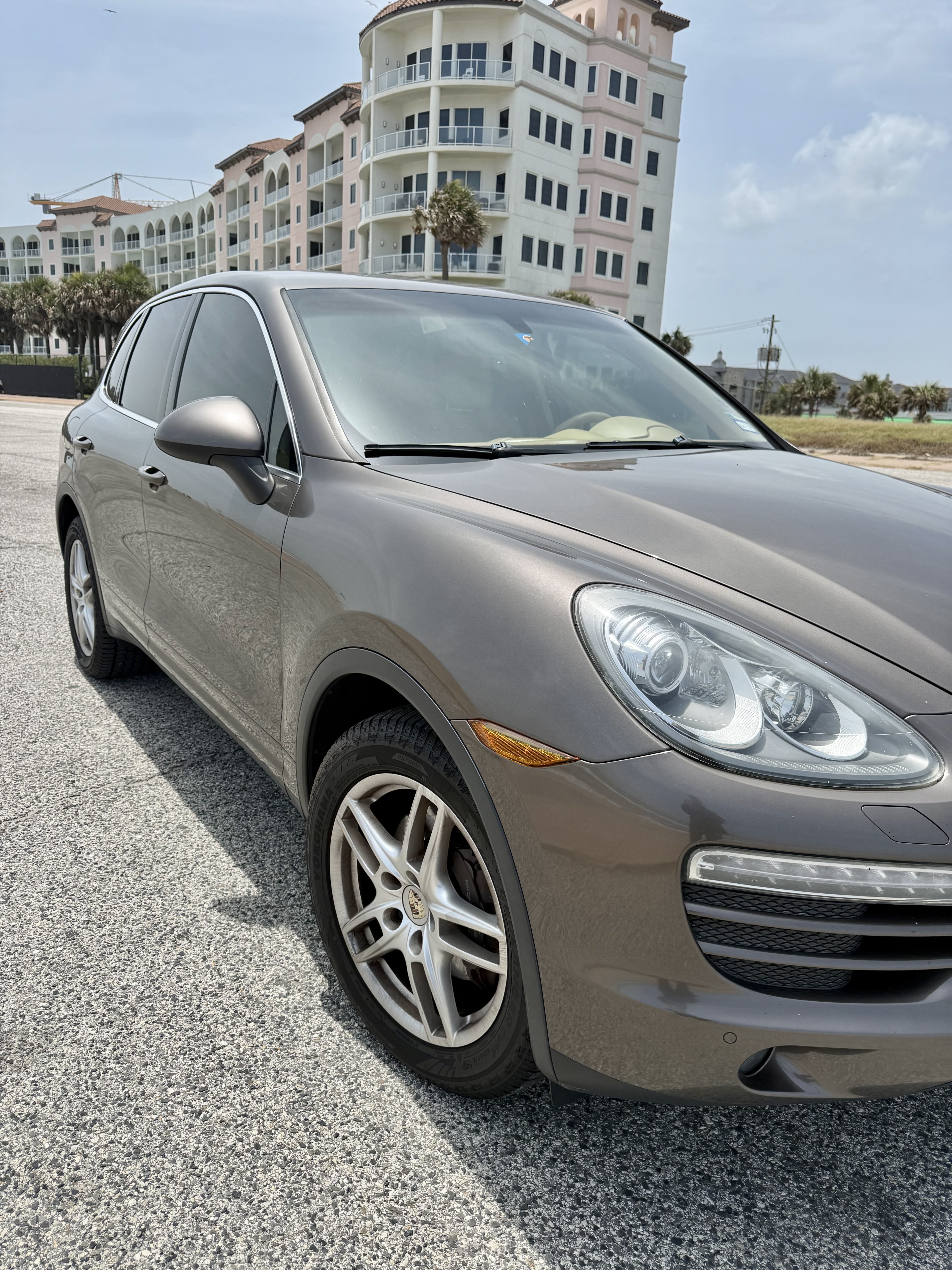Used 2013 Porsche Cayenne AWD/4WD image 4