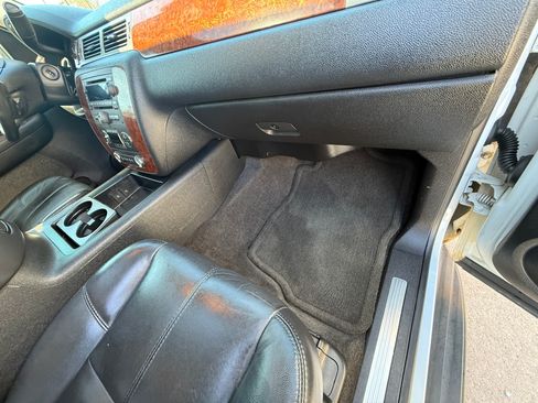 Used 2007 Chevrolet Tahoe LT w/ LT Preferred Equipment Group image 16