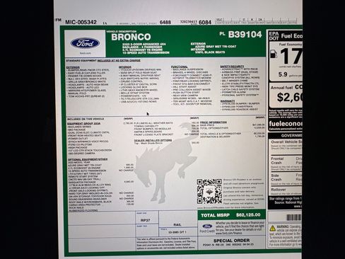 Used 2023 Ford Bronco Badlands w/ Sasquatch Package AWD/4WD image 19