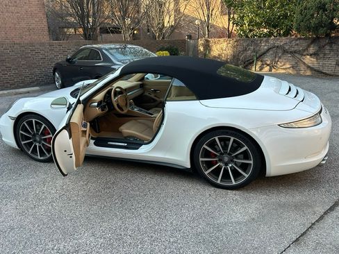 Used 2013 Porsche 911 Carrera 4S image 8