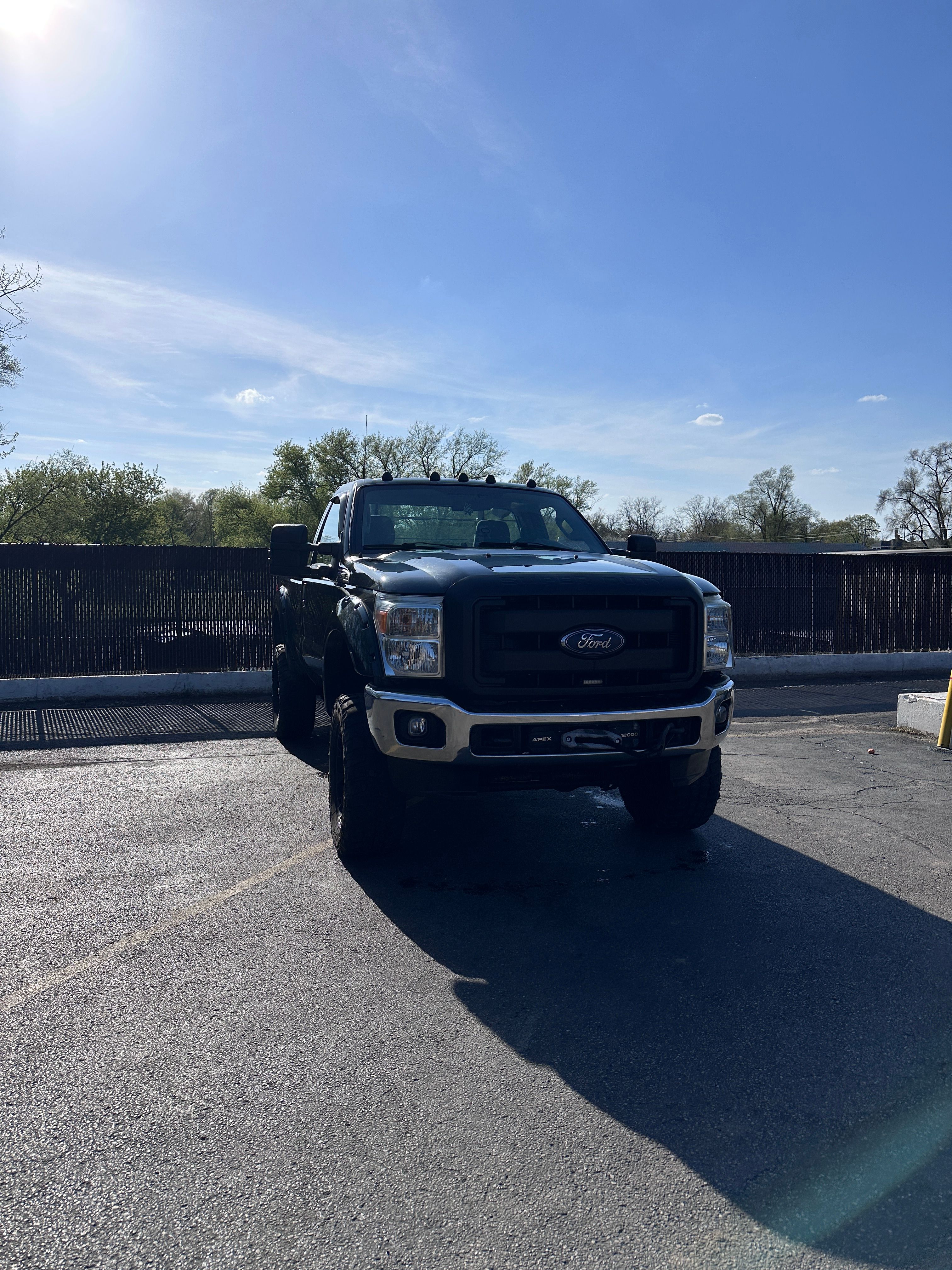 Used 2014 Ford F250 XL w/ Power Equipment Group AWD/4WD image 1
