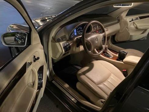 Used 2007 Mercedes-Benz C 280 Sedan image 14