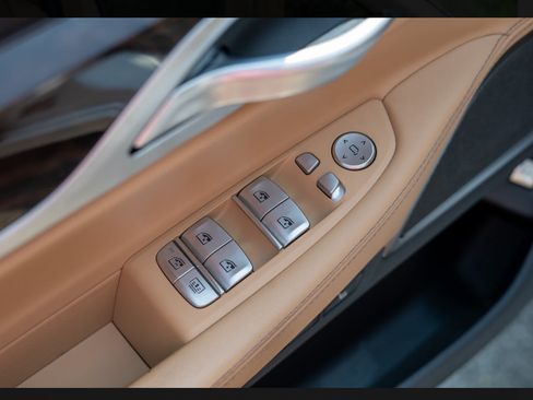 Used 2022 BMW 750i xDrive w/ Executive Package AWD/4WD image 9