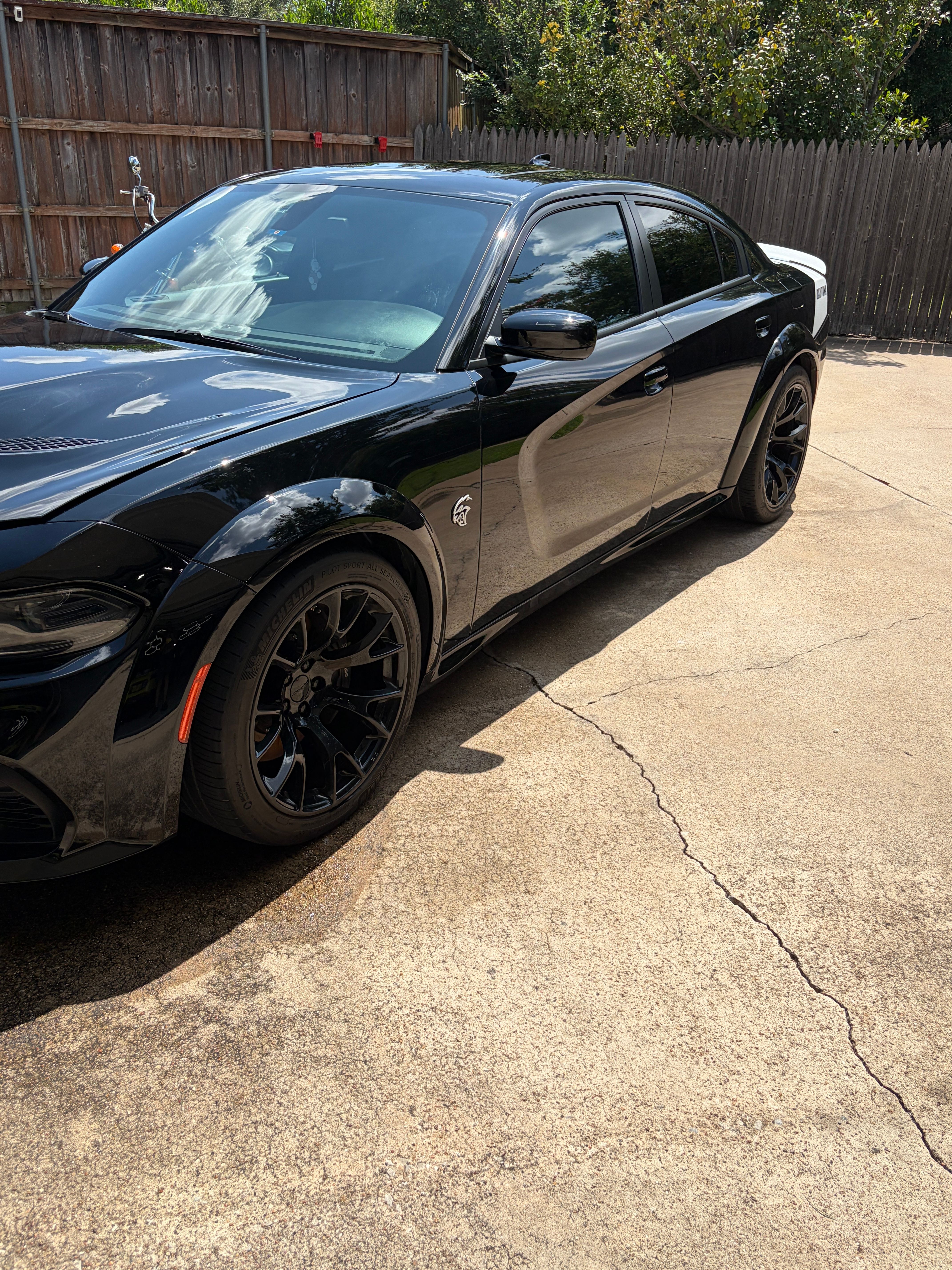 Used 2020 Dodge Charger SRT Hellcat w/ Navigation & Travel Group RWD image 15