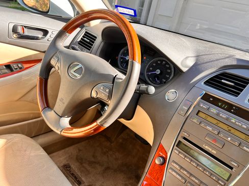 Used 2012 Lexus ES 350 FWD image 11