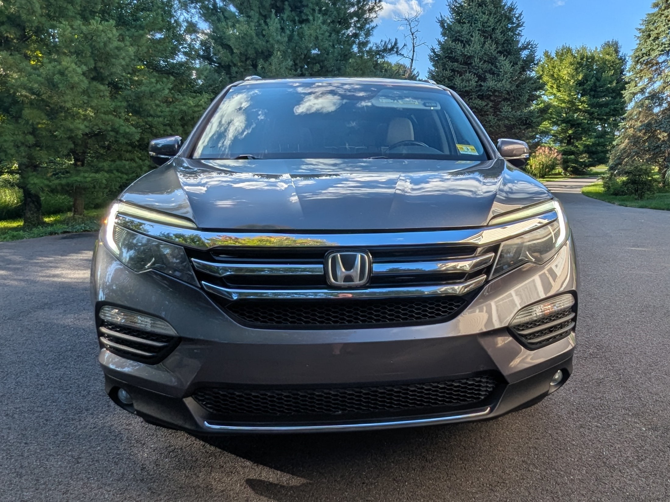 Used 2016 Honda Pilot Elite image 4